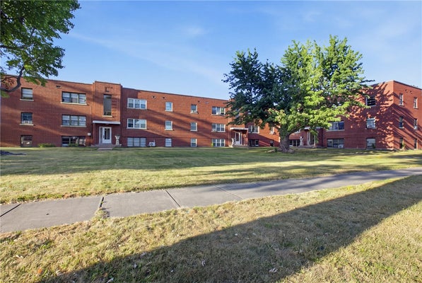 520 WABASH AVE APT 4, MATTOON, IL 61938 - Image 4d933ed8147226385fdc96e2fbab5ea2/3149573568