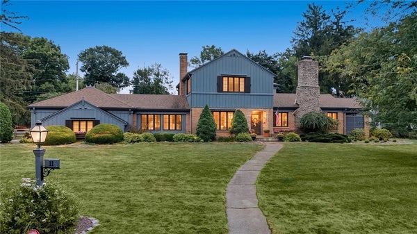 11 MAYWOOD DR, DANVILLE, IL 61832 - Image 4ffd9f5b2a2ff1b875bed82aaaf2d8a9/1482398276