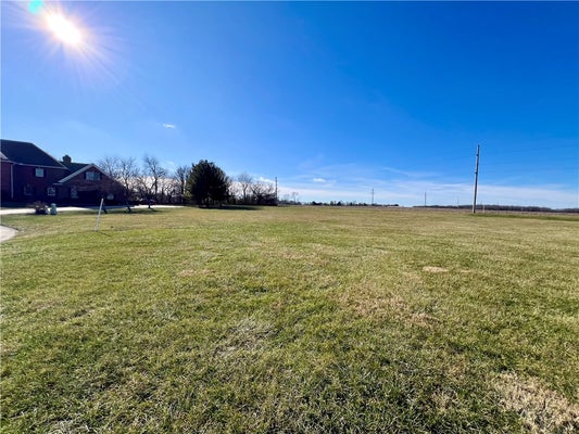23 CAMBRIDGE, MATTOON, IL 61938 - Image 5e22ca4bc40e5e244bbbbf0bd18c94ad/3803720531