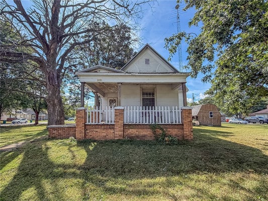 2105 DEWITT AVE, MATTOON, IL 61938 - Image 8bbb97a7ac8a939c58e77cebfb0883cd/2628037792