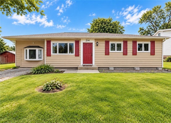 214 HENDERSON ST, ROSSVILLE, IL 60963 - Image 94c7aa49bfb5b8a7d2adf35f1e62a096/703170779