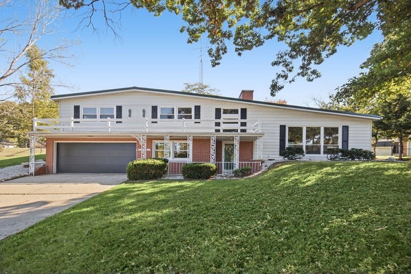 3210 FIELDS CT, DECATUR, IL 62521 - Image 9a2adcdcef2d99fbb8d9e0c43b4058a1/3913547111