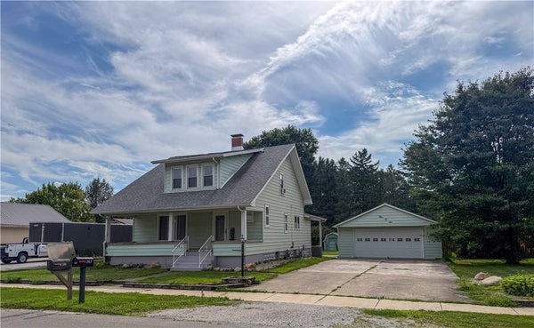 506 N WEBSTER ST, CATLIN, IL 61817 - Image b3d07cb5db7f6f2b8fade75b19a20cd5/566347397