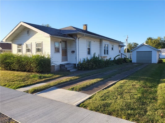 404 W SAINT LOUIS AVE, EFFINGHAM, IL 62401 - Image d557eb813228adffc9d73bfbbddefd0b/3343470535