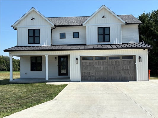 8 SUNRISE CIR, SULLIVAN, IL 61951 - Image df10a6d32e8d84e478a2bb889c6bf77a/1655009396