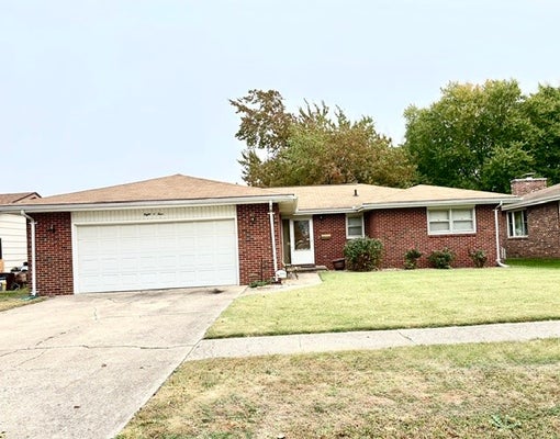804 N 32ND ST, MATTOON, IL 61938 - Image f139e103d54c8585ff032b4d2b1a35dc/292934210