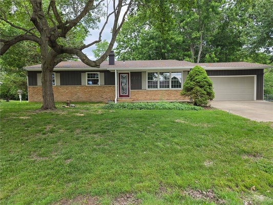 2232 HEATHER HILLS DR, SAINT JOSEPH, IL 61873 - Image f4be7a47eb5a25bb8661e2f238f9e6eb/396708380