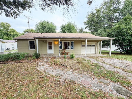 501 S BROWN ST, KANSAS, IL 61933 - Image fd7d7f382bea72b31d0e90eaad5baec0/1024908066