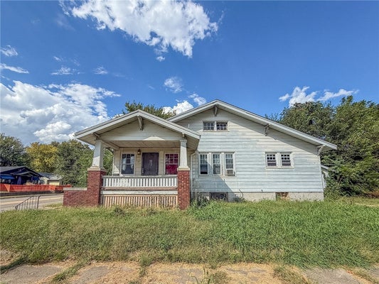 1504 N MONROE ST, DECATUR, IL 62526 - Image ffb446e944615949b605a64e3076f42e/803152996
