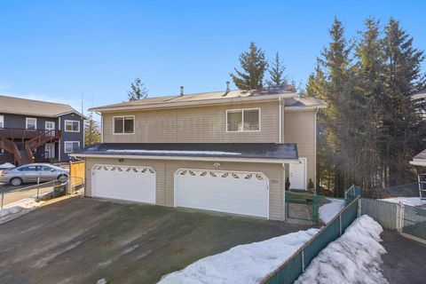 Photo of 3853 Lee Court, Juneau, AK 99801 (MLS # 260263)