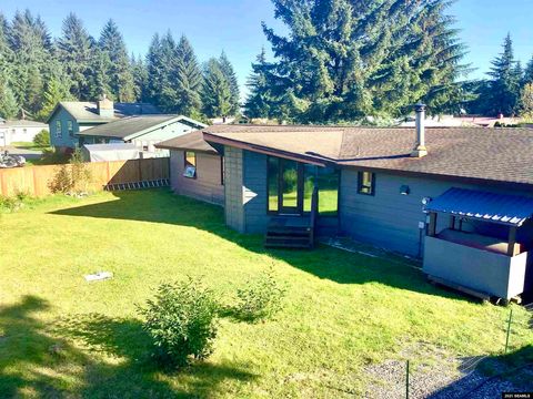 Photo of 9452 Herbert Place, Juneau, AK 99801 (MLS # 25856)