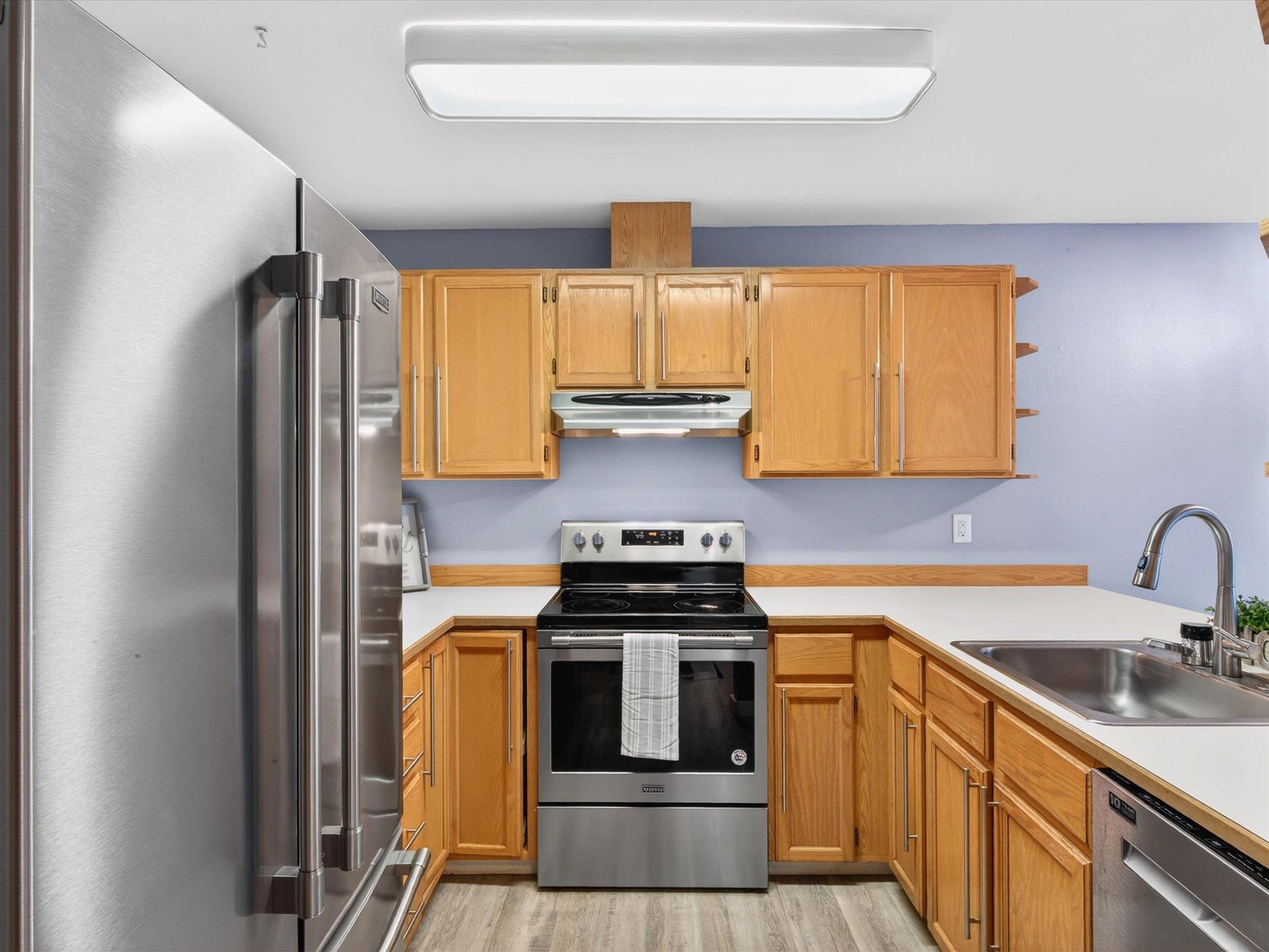 3220 Timberline Court 108