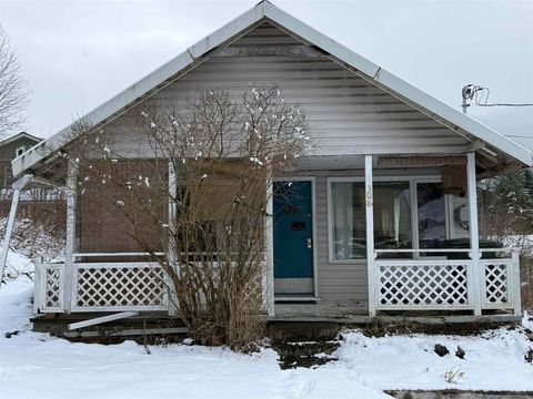 Photo of 308 Weber Street, Wrangell, AK 99929 (MLS # 260152)