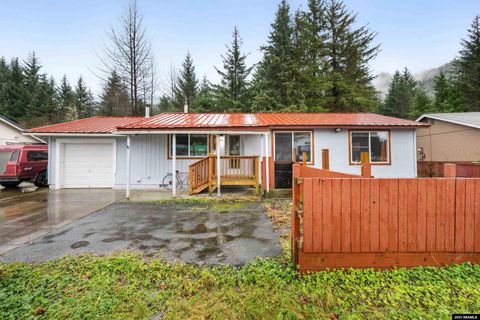 Photo of 3162 Tongass Blvd, Juneau, AK 99801 (MLS # 26016)