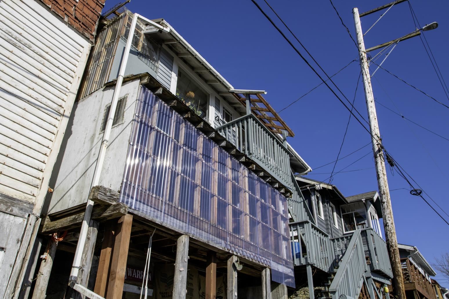 846 Warren Street