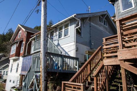 Photo of 846 Warren Street, Ketchikan, AK 99901 (MLS # 260287)