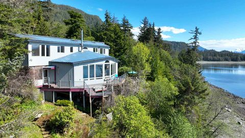 Photo of 17355 Glacier Highway, Juneau, AK 99801 (MLS # 260427)