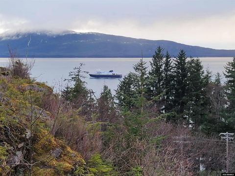 Photo of 17015 Island View Drive, Juneau, AK 99801 (MLS # 24347)