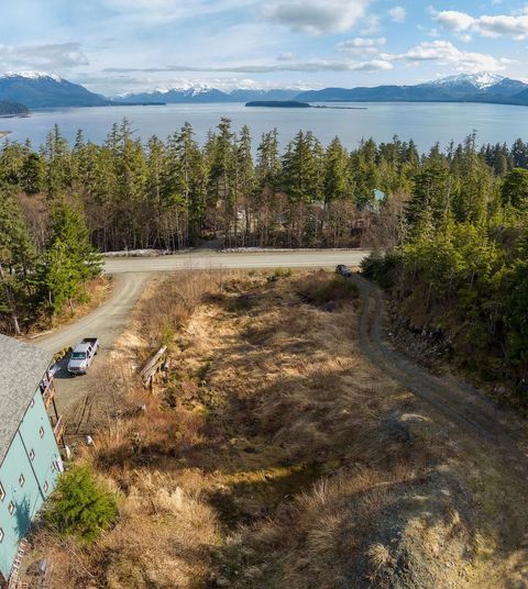 Photo of 16490 Ocean View Drive, Juneau, AK 99801 (MLS # 260348)