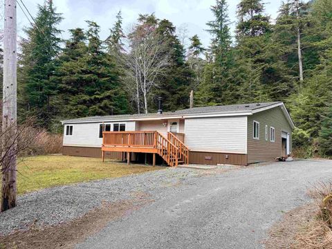 Photo of 558 Forest Park Drive, Ketchikan, AK 99901 (MLS # 260280)