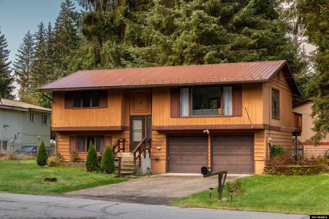 Photo of 4409 Mint Way, Juneau, AK 99801 (MLS # 25831)