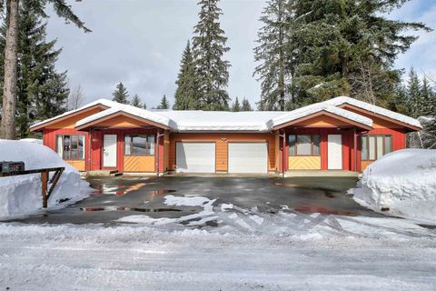 Photo of 9224 Gee Street, Juneau, AK 99801 (MLS # 260187)