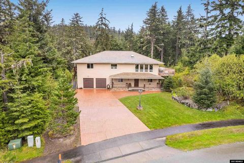 Photo of 1091 Reischl Way, Juneau, AK 99801 (MLS # 25656)