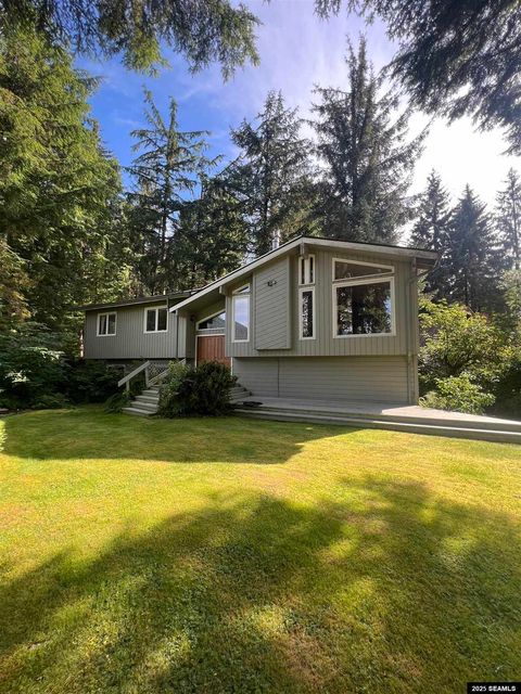 Photo of 2960 Glacierwood Drive, Juneau, AK 99801 (MLS # 25746)
