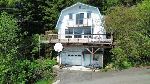 Photo of 544 Washington Street, Ketchikan, AK 99901 (MLS # 260168)