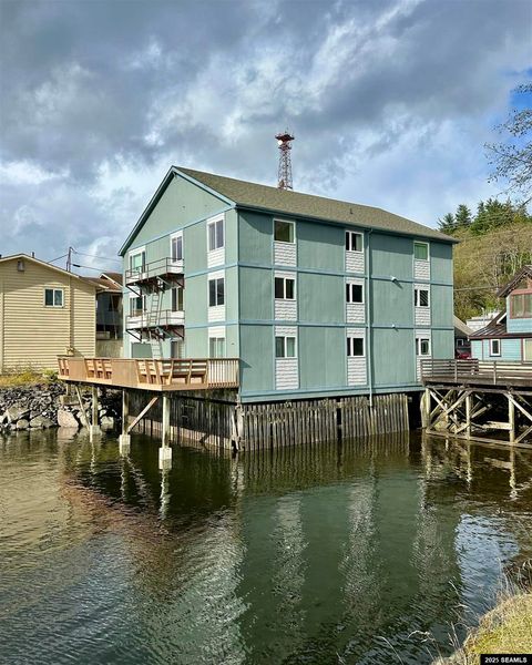 Photo of 2843 Tongass Avenue #4, Ketchikan, AK 99901 (MLS # 25898)