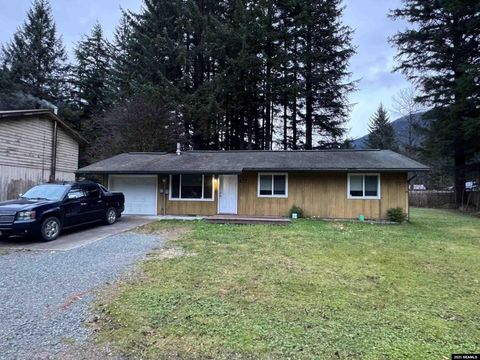 Photo of 5840 Lund Street, Juneau, AK 99801 (MLS # 25984)