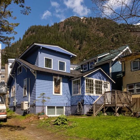 Photo of 410 W 12th Street, Juneau, AK 99801 (MLS # 260354)