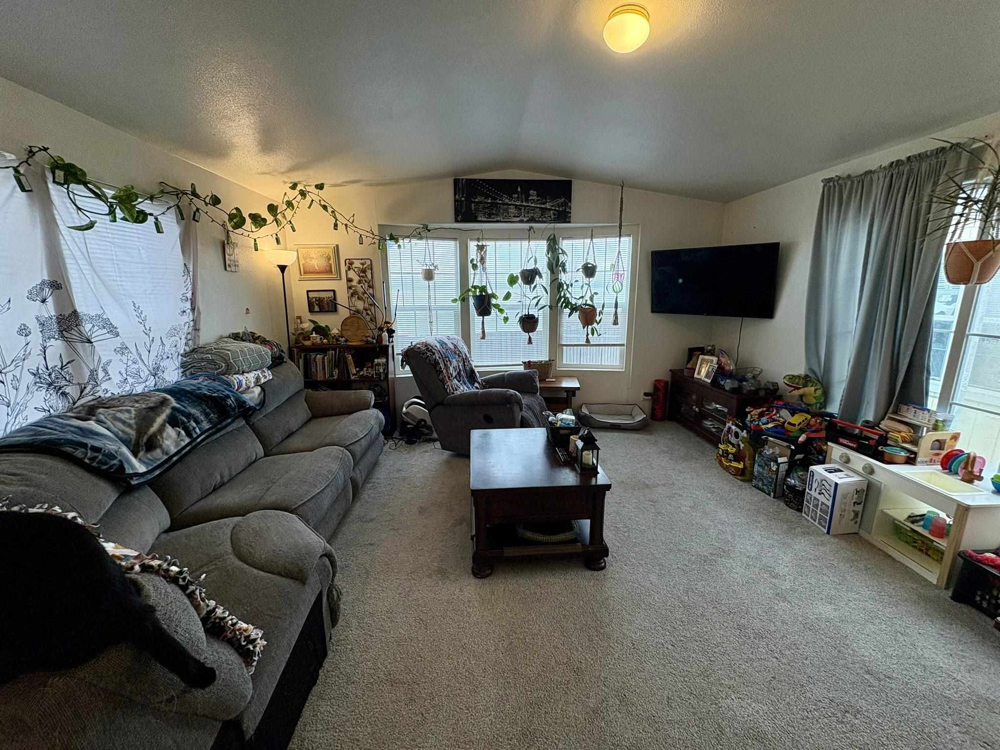 11385 N Tongass Hwy. Space 506
