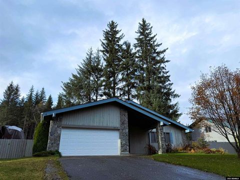 Photo of 3319 Meander Way, Juneau, AK 99801 (MLS # 25956) Photo of 3319 Meander Way, Juneau, AK 99801 (MLS # 25956)