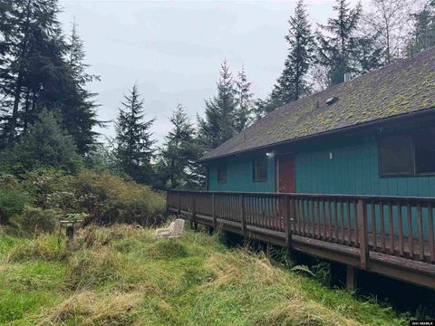 Photo of 157 D-1 Loop Road, Ketchikan, AK 99901 (MLS # 25908)