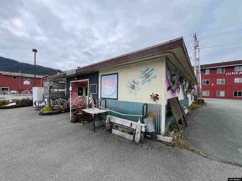 Photo of 1117 W 9th Avenue, Juneau, AK 99801 (MLS # 260017)