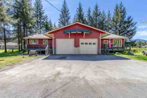 Photo of 6015 Montgomery Street, Juneau, AK 99801 (MLS # 260417)