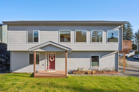 Photo of 10196 Kwalx Street, Juneau, AK 99801 (MLS # 260769)