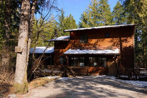 Photo of 280 Higgins Spur Road, Ketchikan, AK 99901 (MLS # 260206)