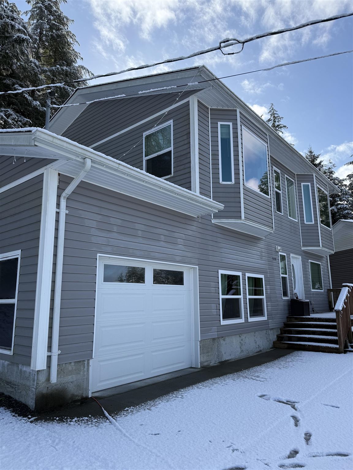 3133 Jackson Heights
