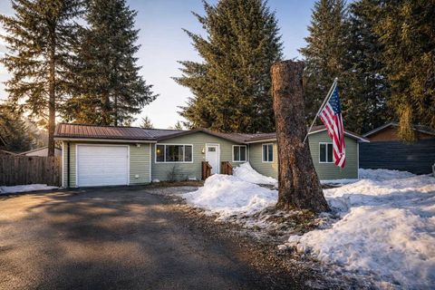 Photo of 9014 Gee Street, Juneau, AK 99801 (MLS # 26050)