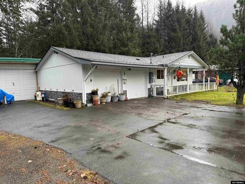 Photo of 4128 Taku Boulevard, Juneau, AK 99801 (MLS # 25570)