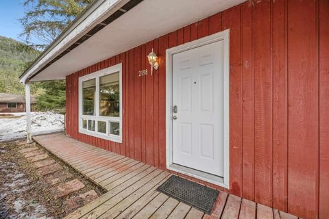 Photo of 2196 Cascade Street, Juneau, AK 99801 (MLS # 260264)