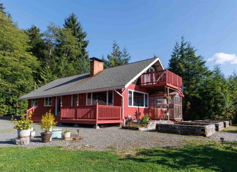 Photo of 4834 N Tongass Hwy, Ketchikan, AK 99901 (MLS # 260759)