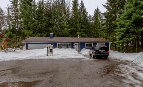 Photo of 8350 River Place, Juneau, AK 99801 (MLS # 25973)