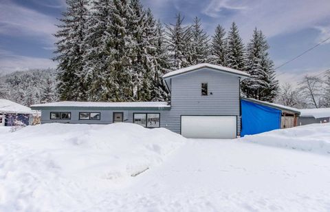 Photo of 2380 O'Day Drive, Juneau, AK 99801 (MLS # 260143)