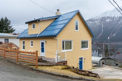 Photo of 204 5th Street, Douglas, AK 99824 (MLS # 260304)