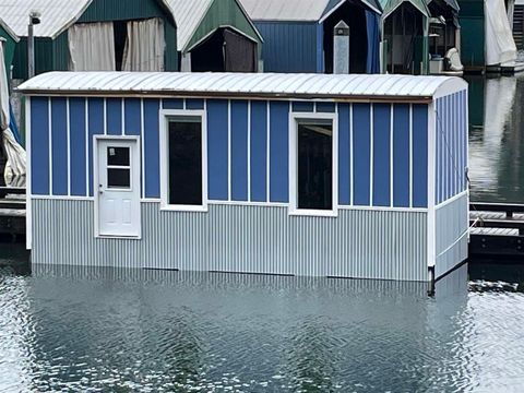 Photo of 1600 Harbor Way #Aurora Harbor, M32, Juneau, AK 99801 (MLS # 260097)