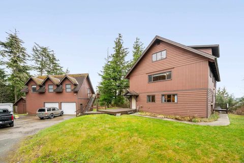 Photo of 15900 Lee Drive, Juneau, AK 99801 (MLS # 260005)