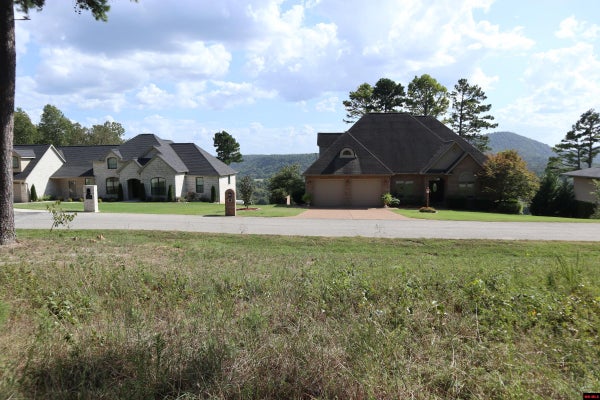 9 WHITE BLUFFS CT, MOUNTAIN HOME, AR 72653 - Image 3355c2cd9cf6d27285f8eb63fd60aa7e/4235973301